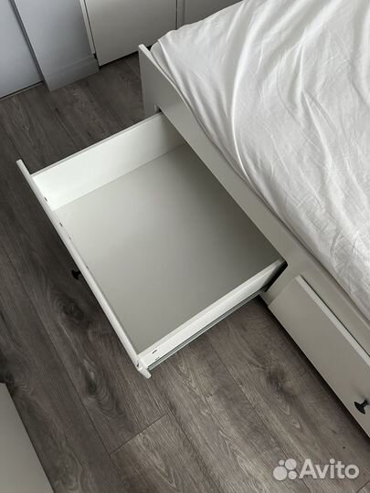 Кровать IKEA hemnes