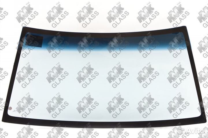 Лобовое стекло Mitsubishi Pajero