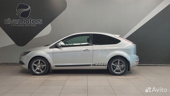 Ford Focus 2.0 МТ, 2010, 200 000 км