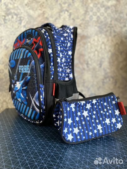 Рюкзак школьный для мальчика ортопедический