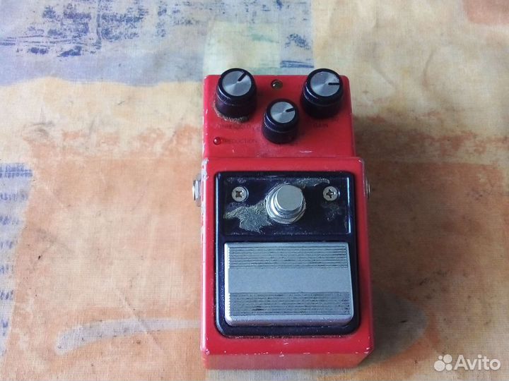 Ножные переключатели, гитарные педали, эффекторы