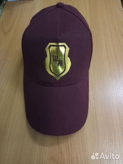 Печать логотипа на бейсболках, кепках, футболках