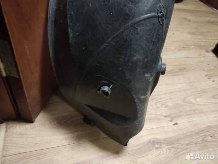 Подкрылок задний правый Трафик, Виваро, Примастар