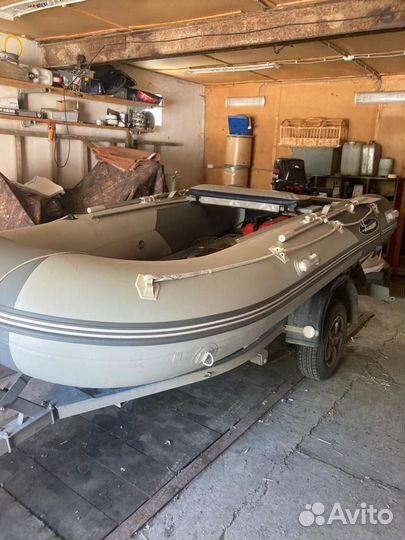 Моторная лодка