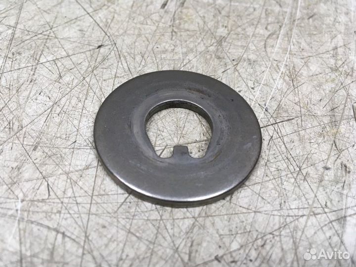 Шайба задней ступицы упорная Audi 100 C4