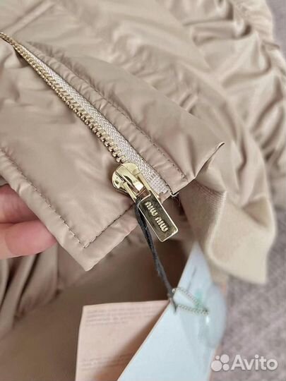 Женская куртка-бомбер Miu Miu