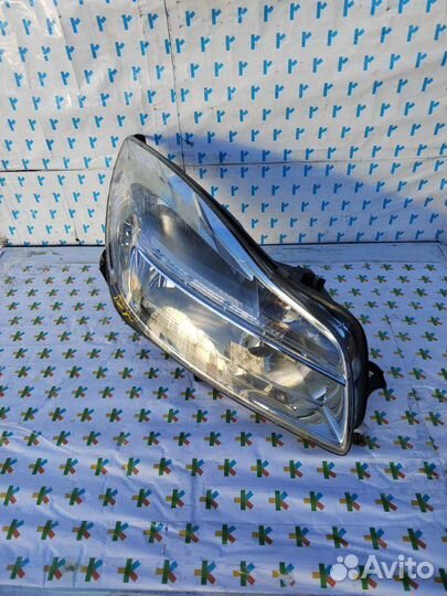 Фара передняя правая Opel Insignia 2008-2012