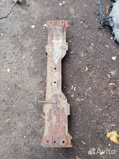 Балка задняя на Киа Каренс 2004 год