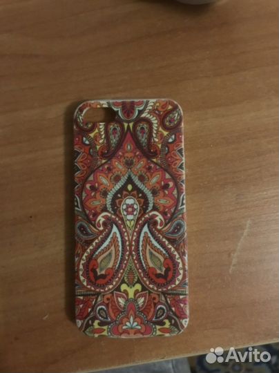 Чехлы на iPhone 5s
