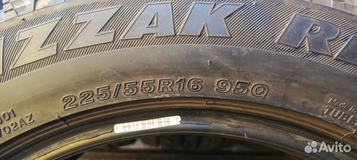 Bridgestone Blizzak Revo2 225/55 R16