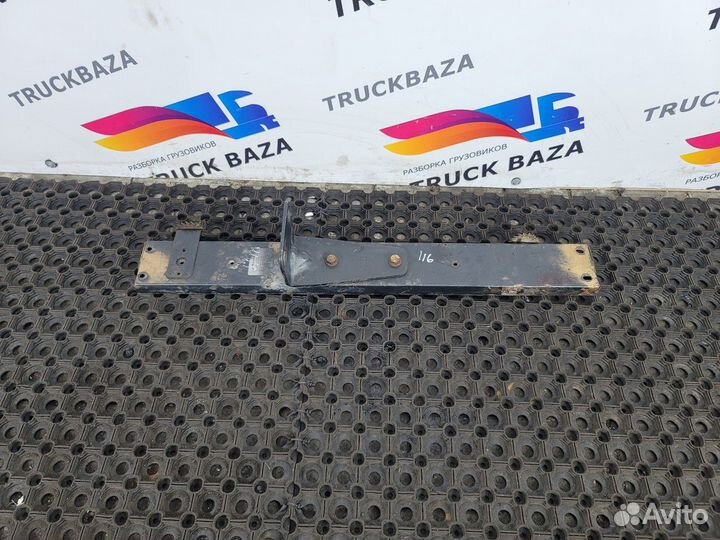 Кронштейн левый радиатора охлаждения Man L2000