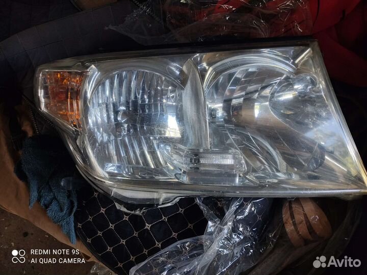 Фара toyota land cruiser 200