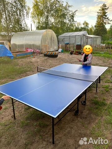 Теннисный стол