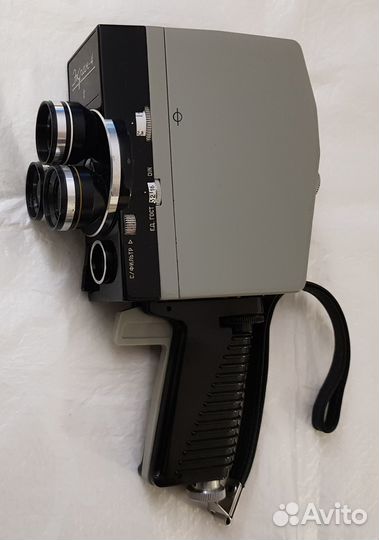 Любительская киносъемочная камера 2X8 мм 