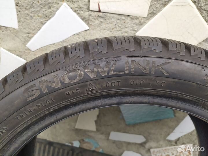 Triangle Snowlink PL02 215/45 R17 91R