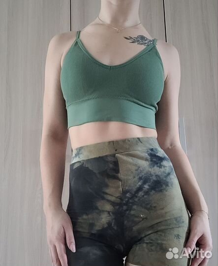 Спортивные топы