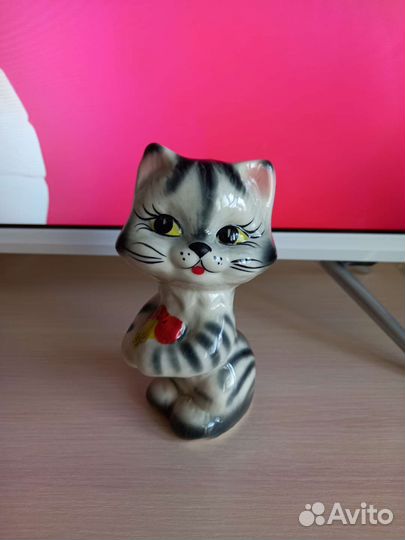 Статуэтки котики