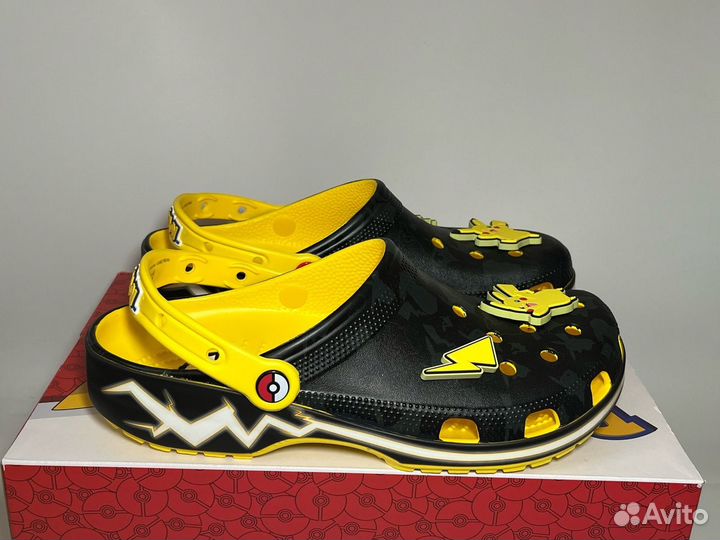 9 US Crocs Pikachu Classic Clog Black / Yellow