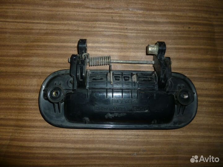 Ручка правая задняя двери внешняя Rover 600