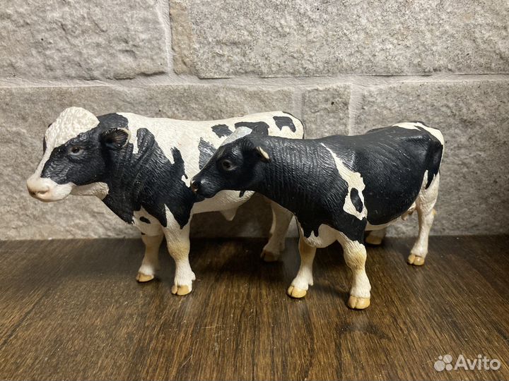 Быки и корова Schleich и Papo