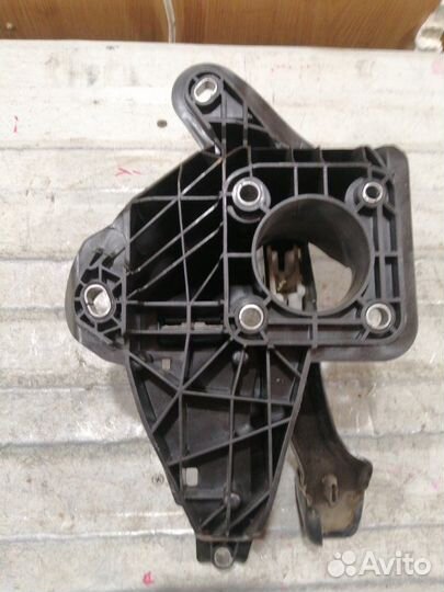 Педаль тормоза Skoda Rapid CGP 1 2014