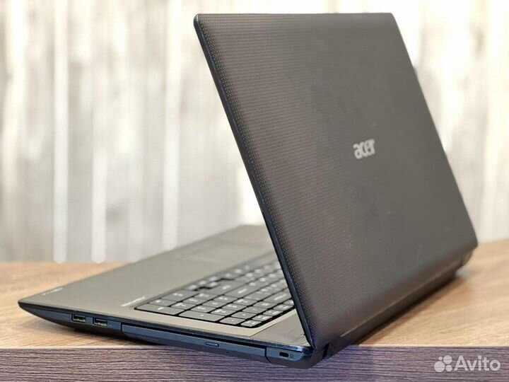 Ноутбук Acer. Экран 17.3 / intel Core i5 / Ram 4GB