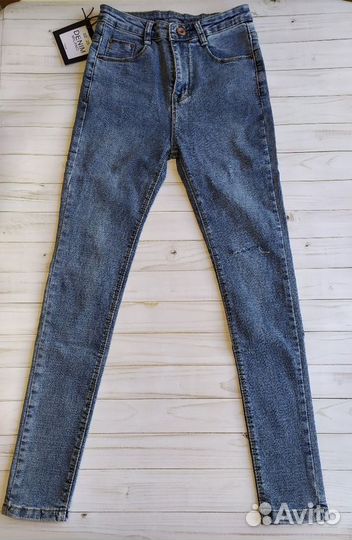 Джинсы