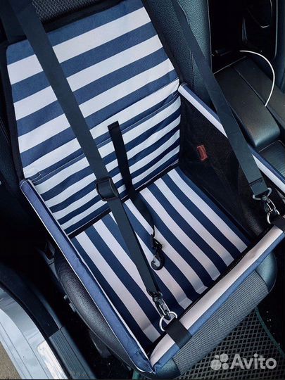 Автокресло для животных