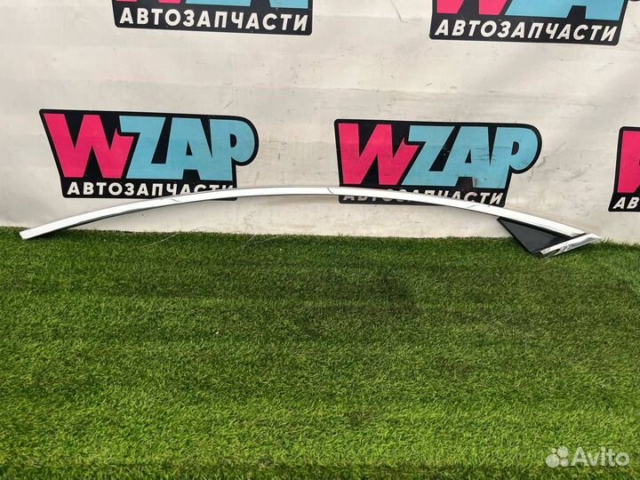 Молдинг (накладка кузовная) правый Tesla Model X