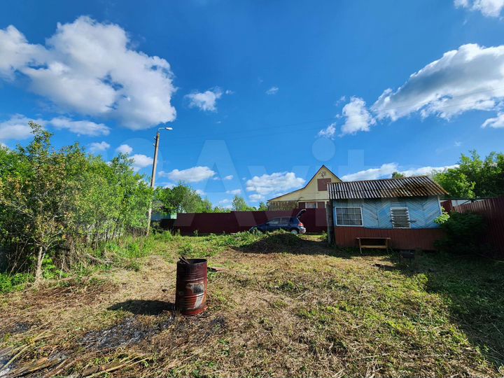 Дача 10 м² на участке 5 сот.