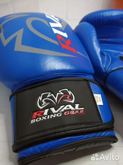 Боксерские перчатки