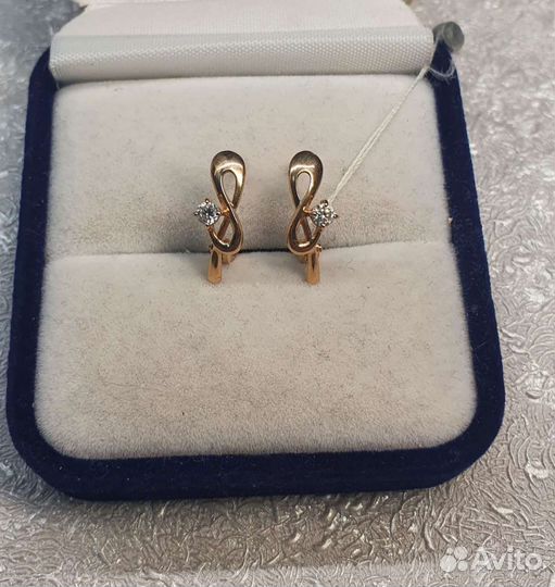 Золотые серьги 1,91гр