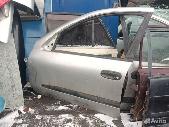 Дверь передняя левая Nissan Almera N16