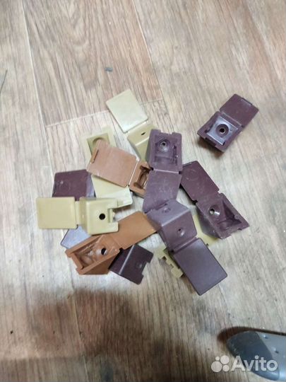 Уголок мебельный пластиковый