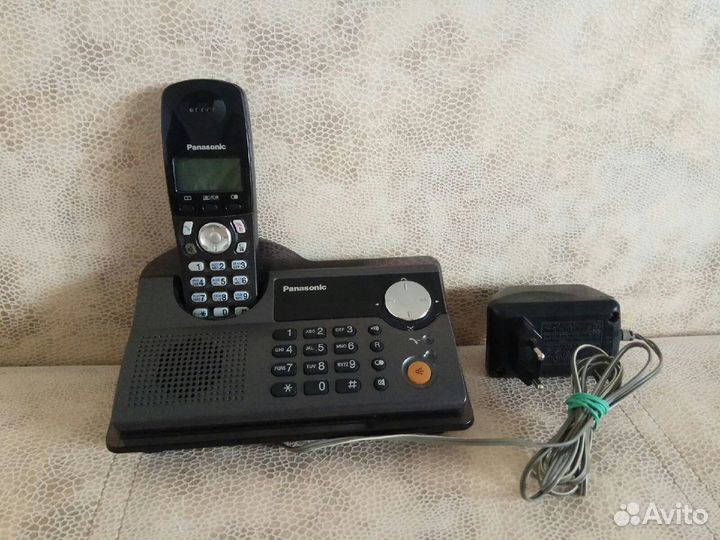 Цифровой беспроводной телефон