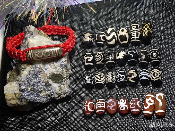 Шамбала с талисманом Дзи с красной нитью на заказ