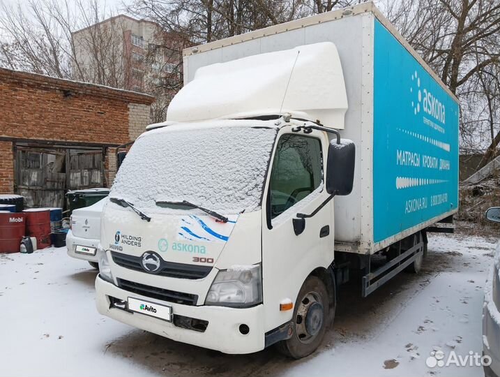 Hino 300 (Dutro), 2013