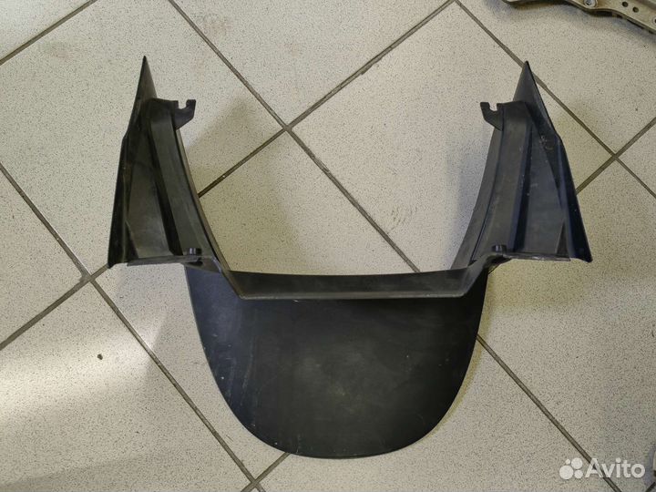 Пластик хвоста BRP MXZ Renegade 800