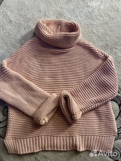 Свитер