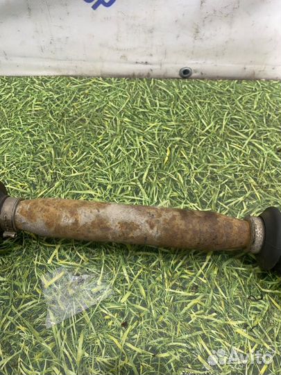 Привод передний правый Ford C-Max универсал 1.8