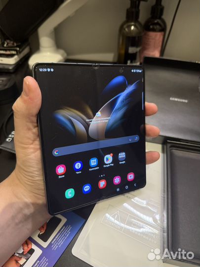 Samsung Galaxy Z Fold4, 12/256 ГБ