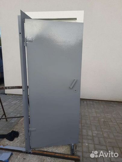 Железные двери изготовление