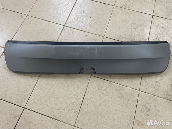 Накладка зад бампера Land Rover Discovery 5 4414