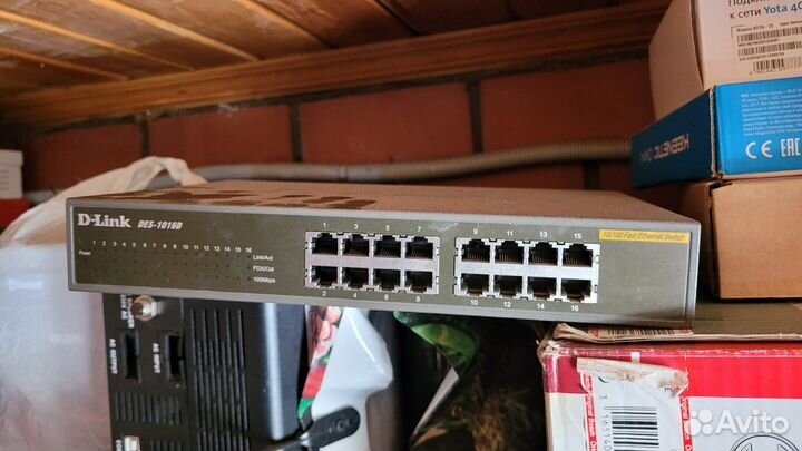 Продам коммутатор D-link des-1016D