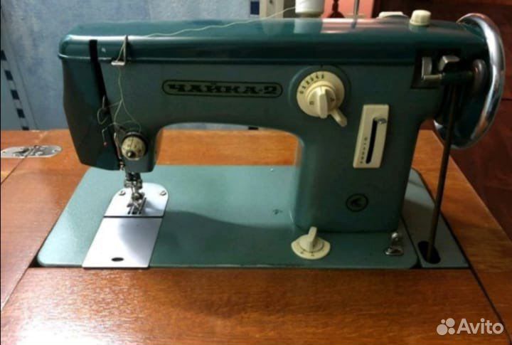 Швейная машина Чайка 2