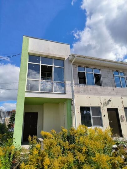 Таунхаус 67 м² на участке 2 сот.