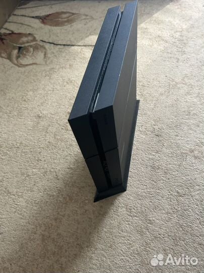 Вертикальная подставка Sony PlayStation 4