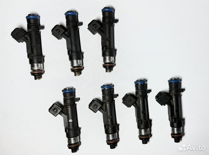 Форсунка инжекторная Renault Logan 1.6