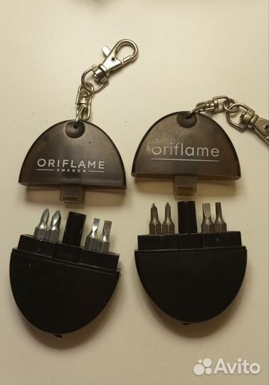 Брелок с отвёрткой и рулеткой