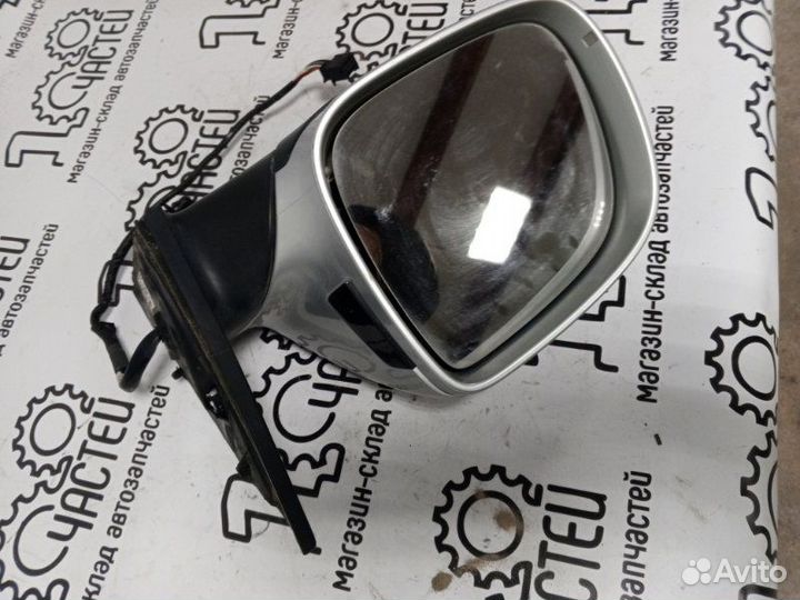 Зеркало заднего вида боковое правое Audi Q7 4LB